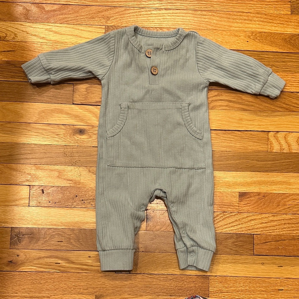 Three Little Tots Ribbed Long Sleeve Baby Romper in Sage Green NB-3M